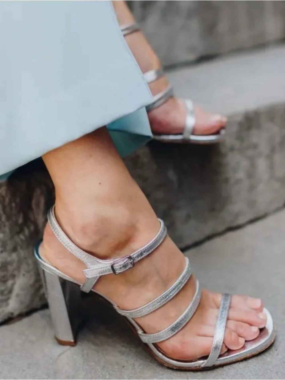 Inez Sasha heel in Silver Metallic size 9.5